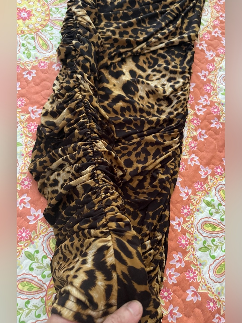 Tadashi Shoji One Shoulder Leopard Print Ruched Black Brown Midi Dress Sz Small - Picture 4 of 8